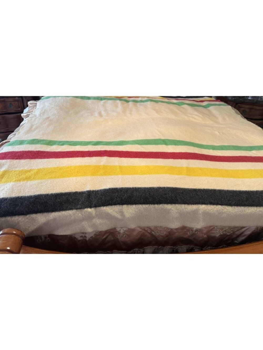 Vintage Mariposa Ohio Made in the USA Striped Hudson Bay Stripes Wool Blanket